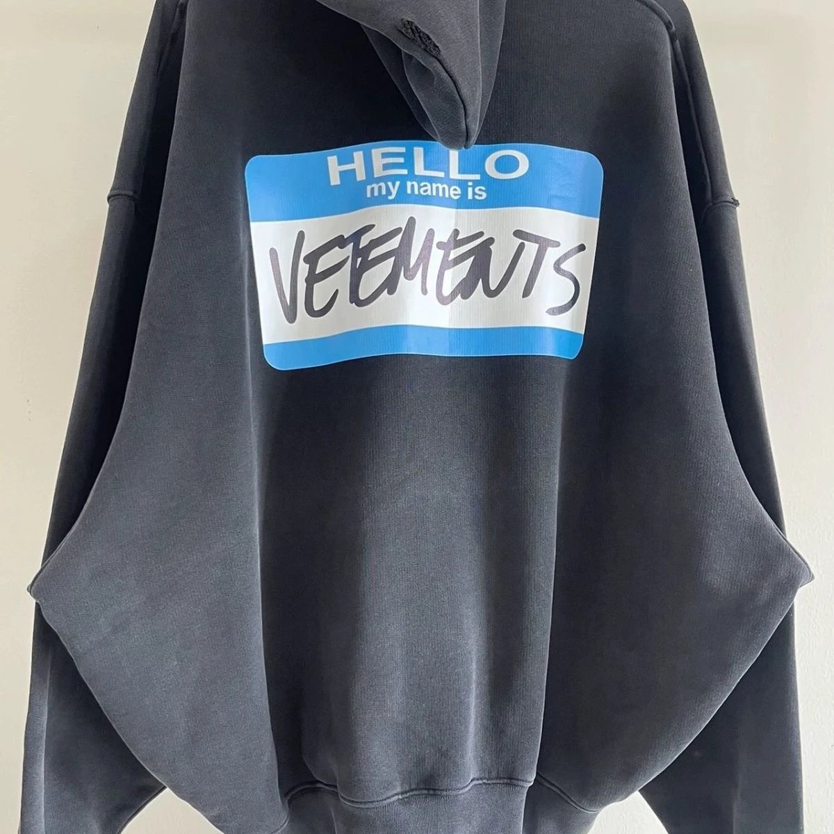 Vetements Hello Name Tag Zip-Up Hoodie Gray - 2