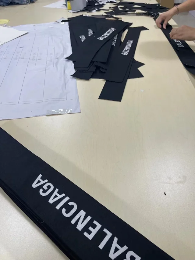 Balenciaga Underwear Logo Waistband Boxer Briefs product detail image 16