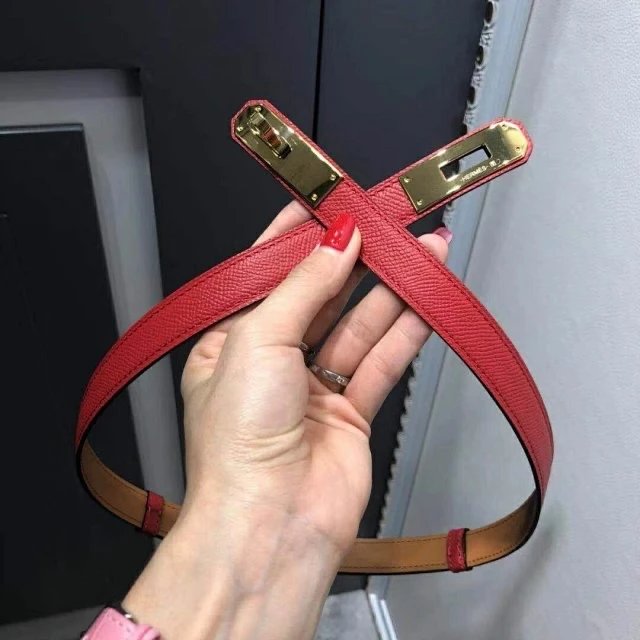 Red gold buckle