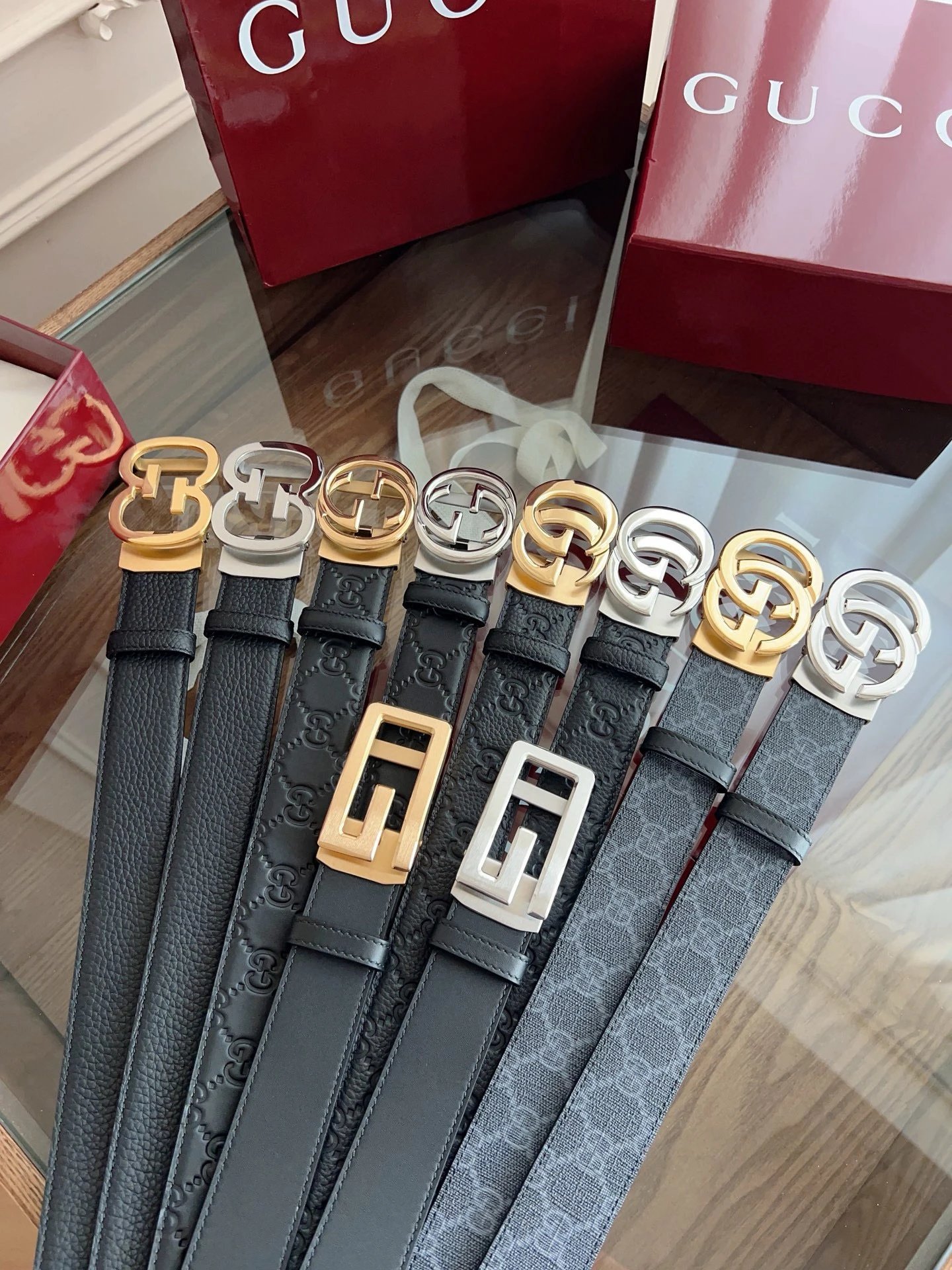 Gucci Auto Buckle Leather Belt