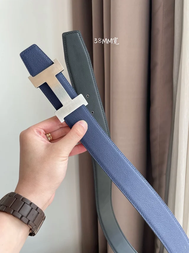 Hermès Belts Constance Reversible Leather Belt, 38 mm product detail image 12
