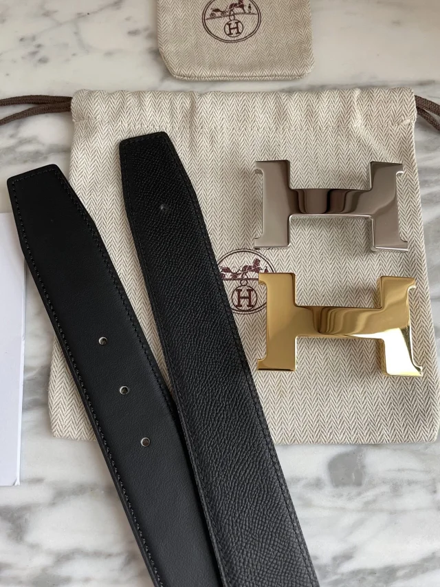 Hermès Belts Constance Reversible Leather Belt, 38 mm product detail image 33