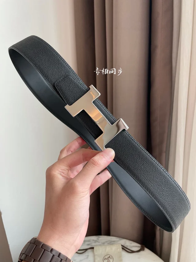 Hermès Belts Constance Reversible Leather Belt, 38 mm product detail image 27