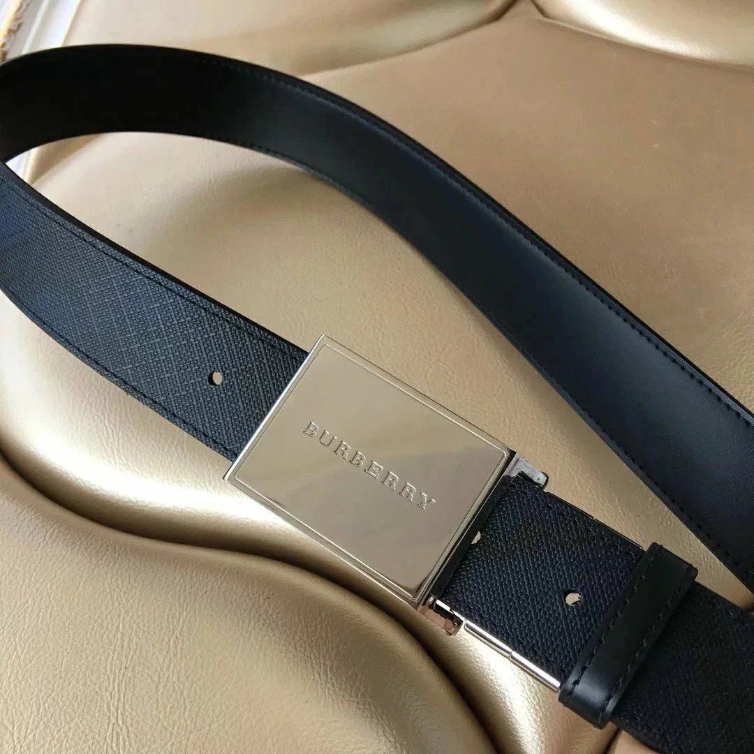 Burberry Men's Leather Belt