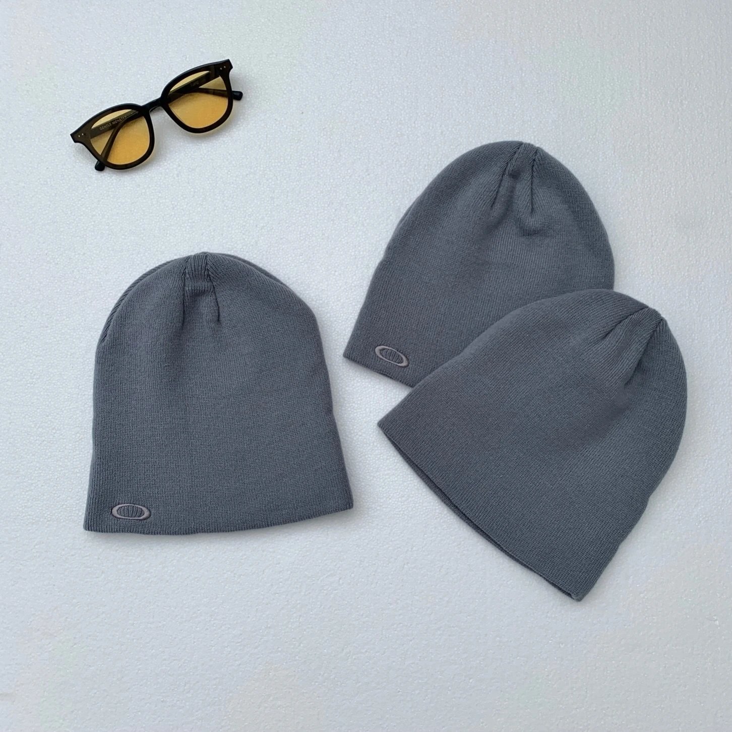 Gray (Knit Hat)