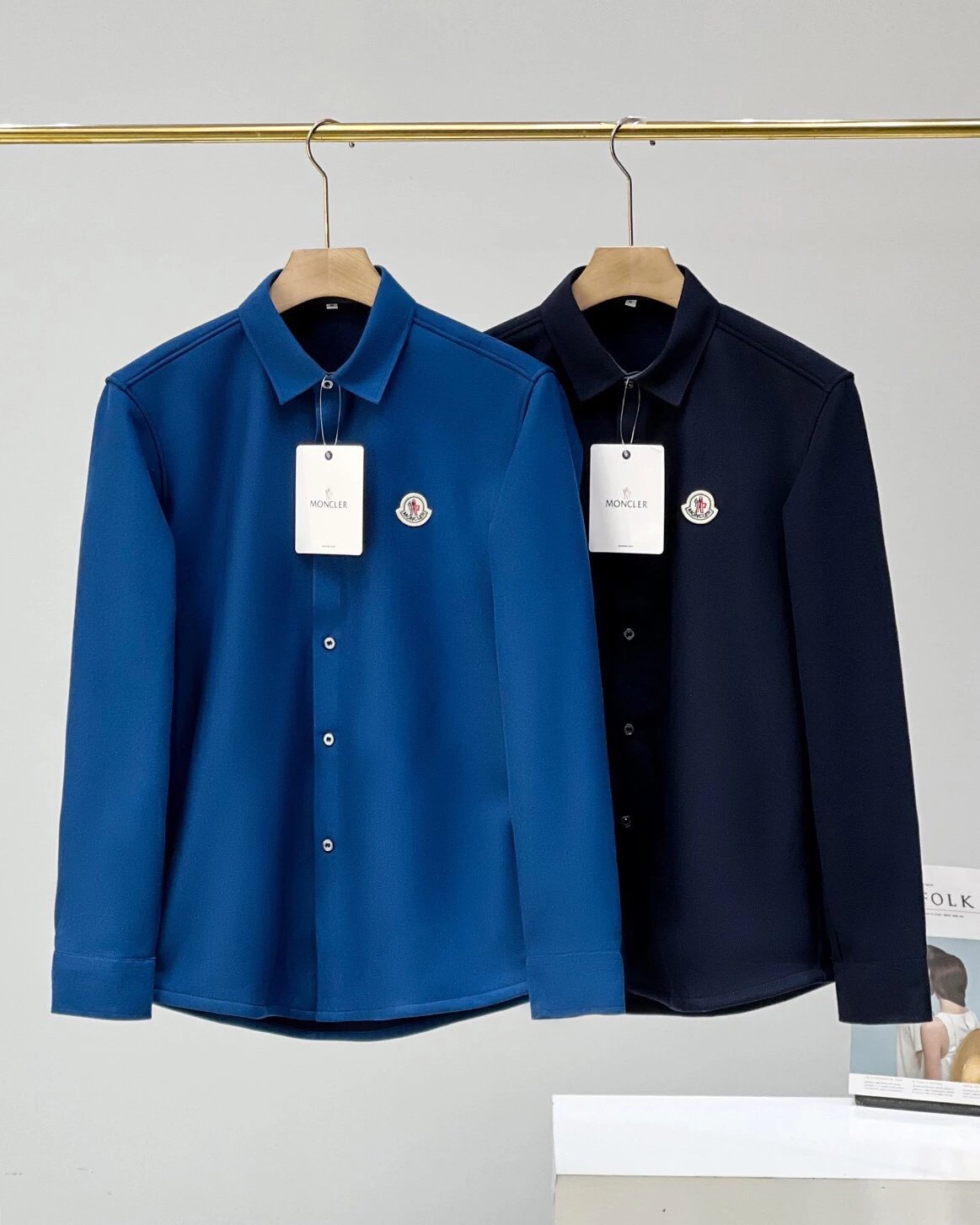 Classic logo plus velvet business casual plus velvet solid color long sleeved shirt