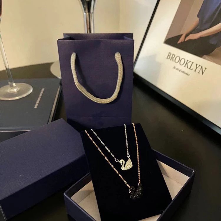 S925 Sterling Silver Black Swan Necklace for Women, Collarbone Chain, Gradient Swan, Minimalist Versatile Pendant, Gift for Girlfriend