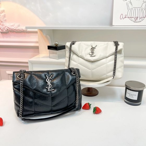 Yangshulin Cloud Bag, Lingge Chain Postman, Premium Bag, Niche Single Room Versatile, Light Luxury Small Square Bag