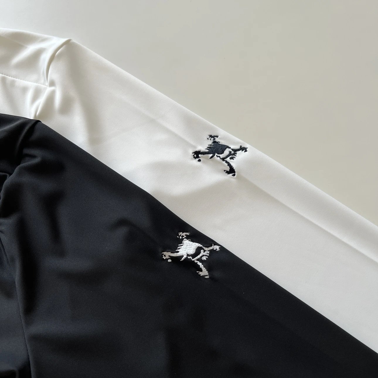 Trapstar Hoodie and Pants Set - Streetwear Fashion for Men