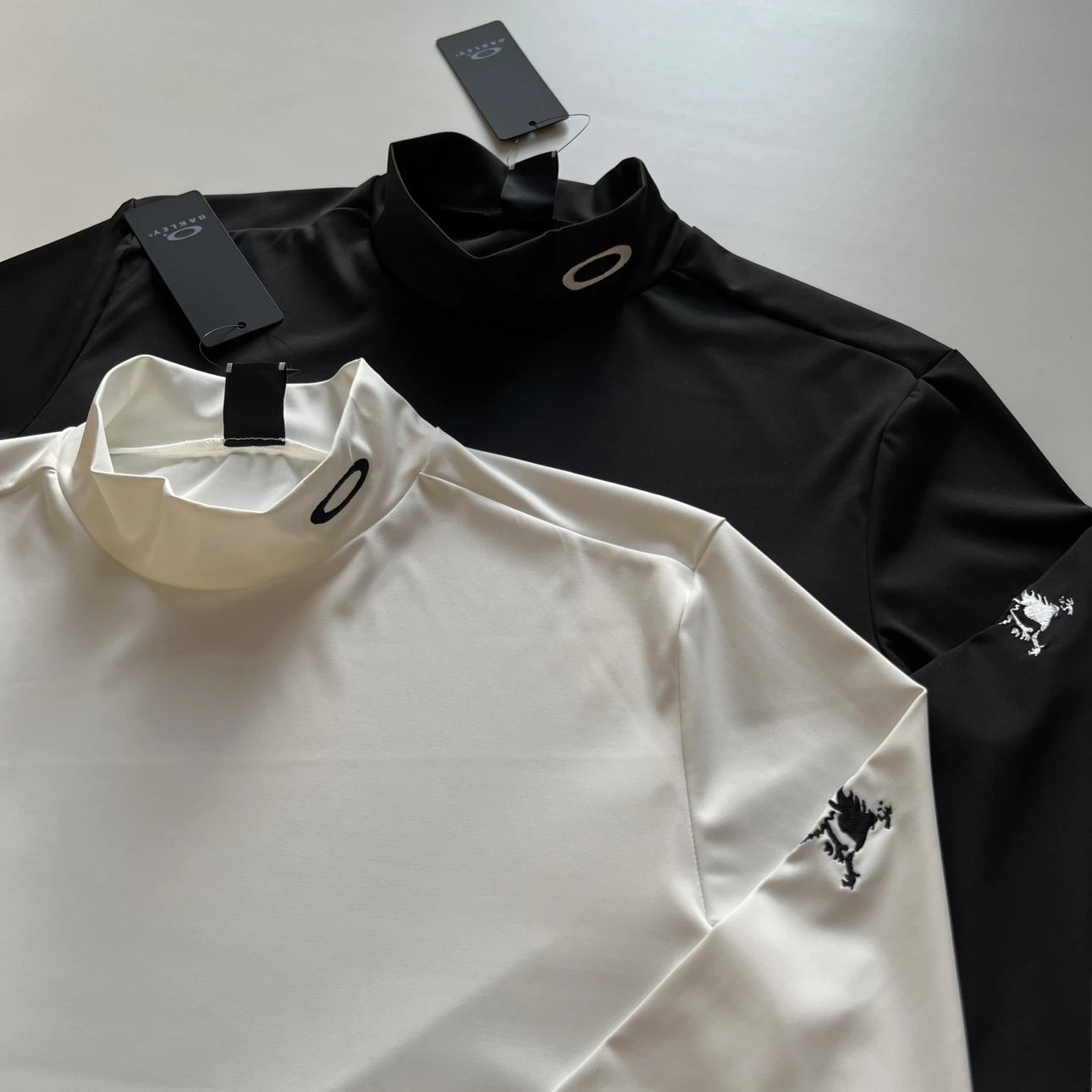 Trapstar Hoodie and Pants Set - Streetwear Fashion for Men