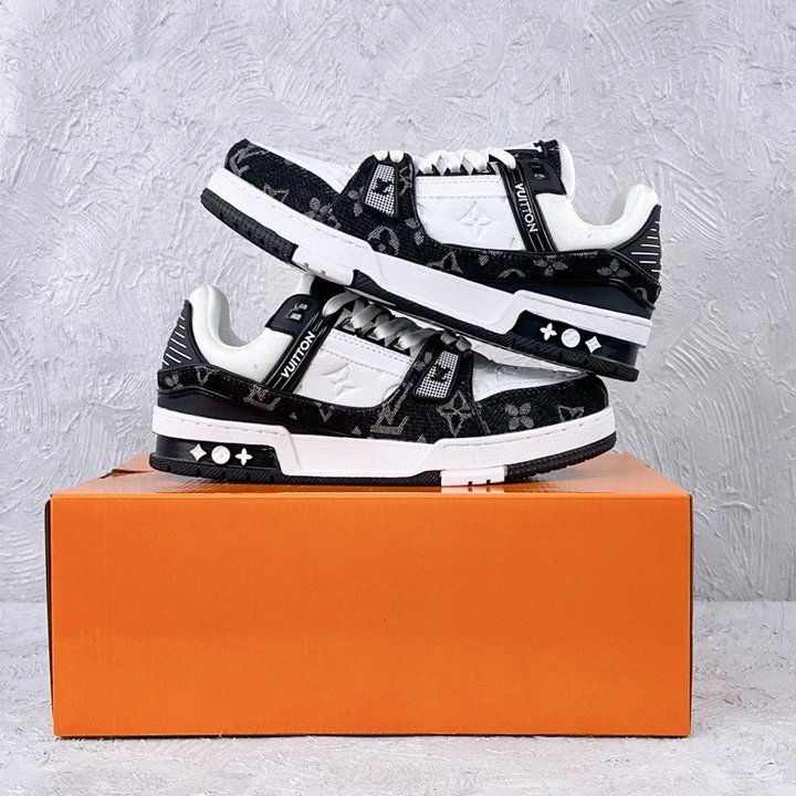 Louis Vuitton Sneakers 9