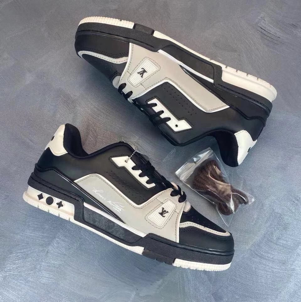 Louis Vuitton Sneakers 2