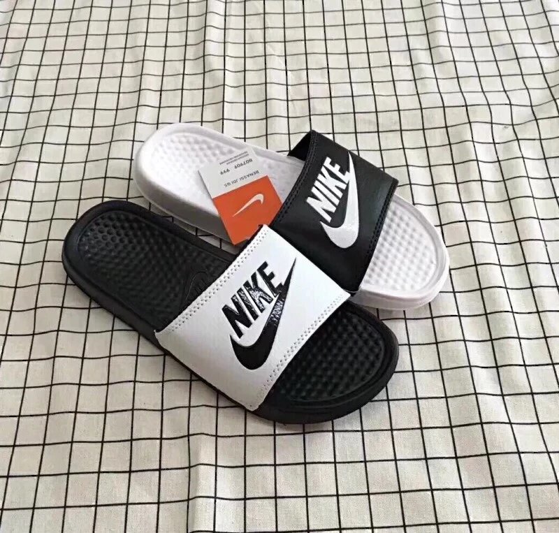 Nike Yin Yang Slide