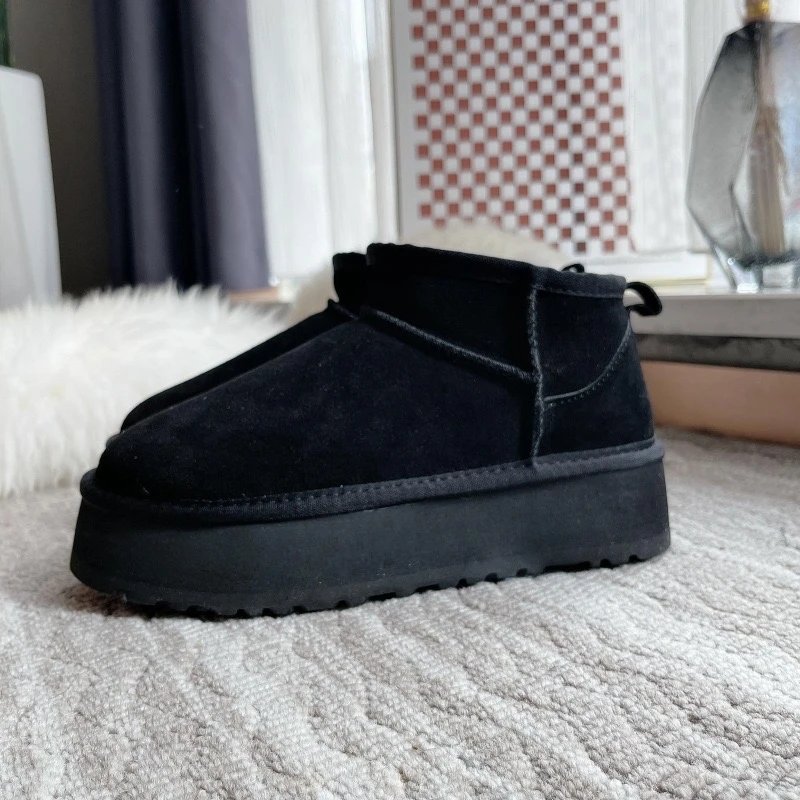 Snow Boots Black Platform