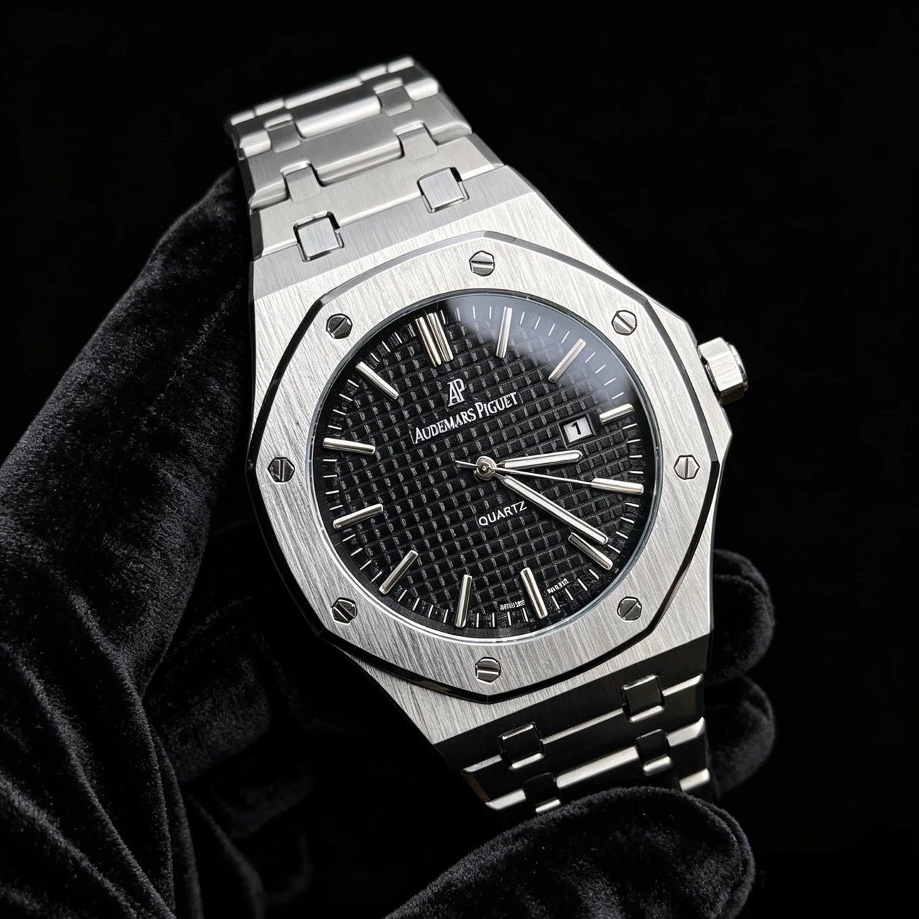 Special Offer New Audemars Piguet AP Audemars Piguet 15400 Royal Oak Men's Watch Steel Belt Watch Sapphire Quartz Watch Business Night Light Non Automatic Mechanical Watch AP Single Calendar Mechanical Watch Men's Watch Men's Watch Steel Belt Watch Royal Oak Series Non Waterproof Watch
