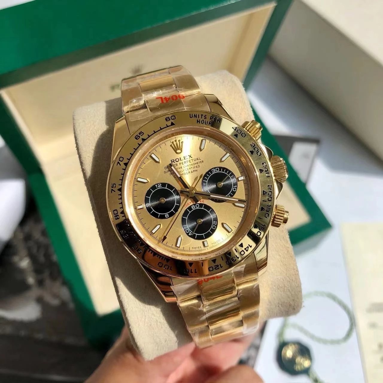 Steel Bracelet Full Gold Gold Dial (Black Solid)