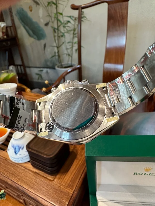 Rolex Watches Daytona chronograph with tachymeter bezel and rubber strap product detail image 35