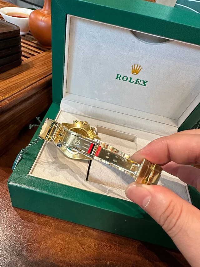 Rolex Watches Daytona chronograph with tachymeter bezel and rubber strap product detail image 50