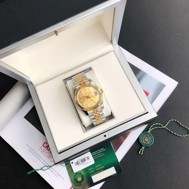 Rolex Watches Oyster Perpetual Datejust-style watch with fluted bezel, date magnifier, and jubilee bracelet product detail image 54