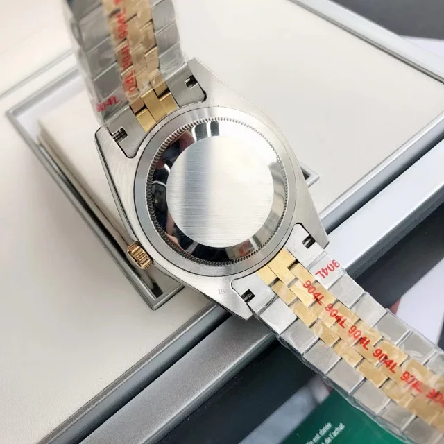 Rolex Watches Oyster Perpetual Datejust-style watch with fluted bezel, date magnifier, and jubilee bracelet product detail image 60