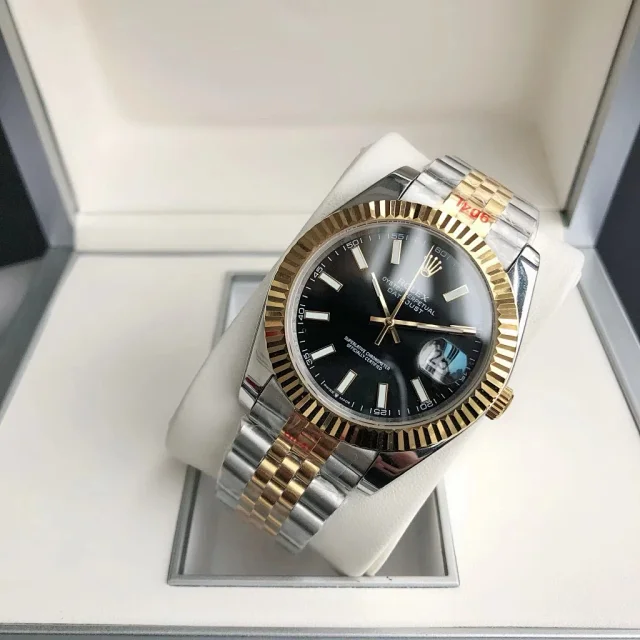 Rolex Watches Oyster Perpetual Datejust-style watch with fluted bezel, date magnifier, and jubilee bracelet product detail image 64