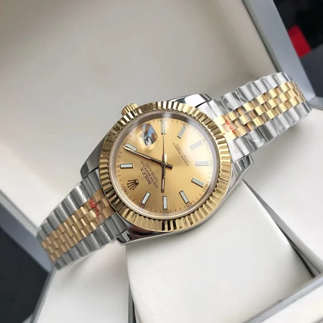 Rolex Watches Oyster Perpetual Datejust-style watch with fluted bezel, date magnifier, and jubilee bracelet product detail image 58