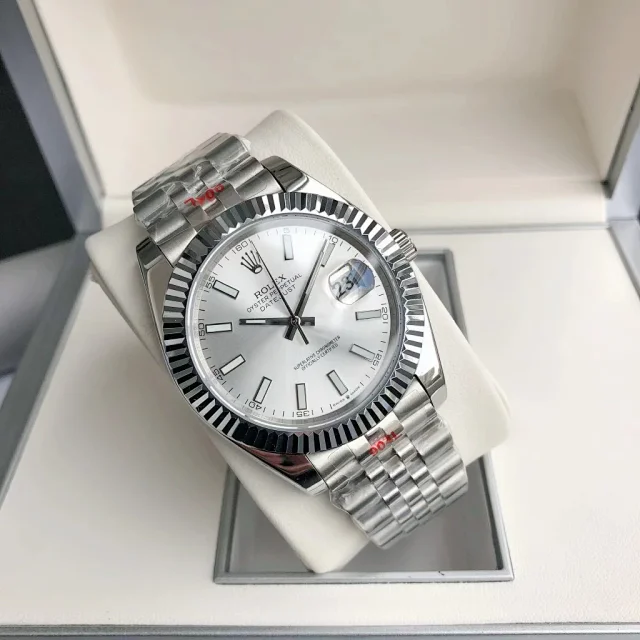Rolex Watches Oyster Perpetual Datejust-style watch with fluted bezel, date magnifier, and jubilee bracelet product detail image 40