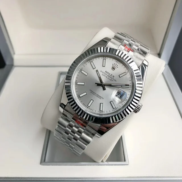Rolex Watches Oyster Perpetual Datejust-style watch with fluted bezel, date magnifier, and jubilee bracelet product detail image 41