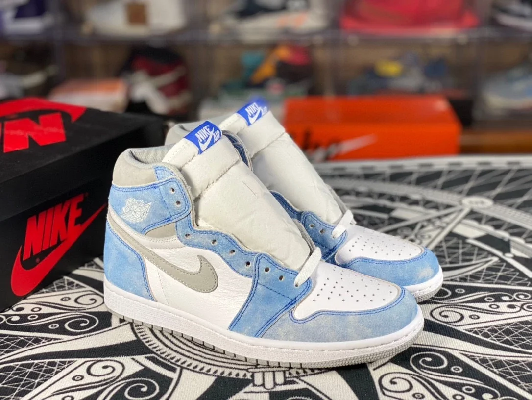 真实工作室（谨防假冒）