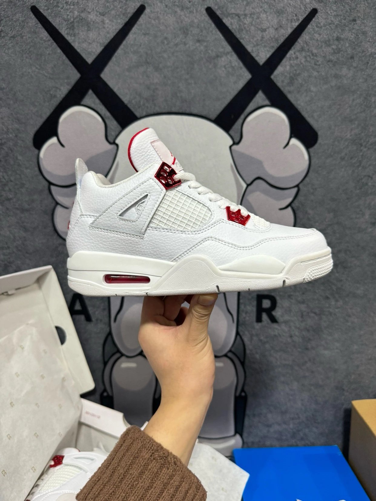 Chunyuan Hs Market 200+ A4 White Orange Top Layer Mid-Top Shoes Sneakers Casual Shoes Casual Shoes Basketball Shoes