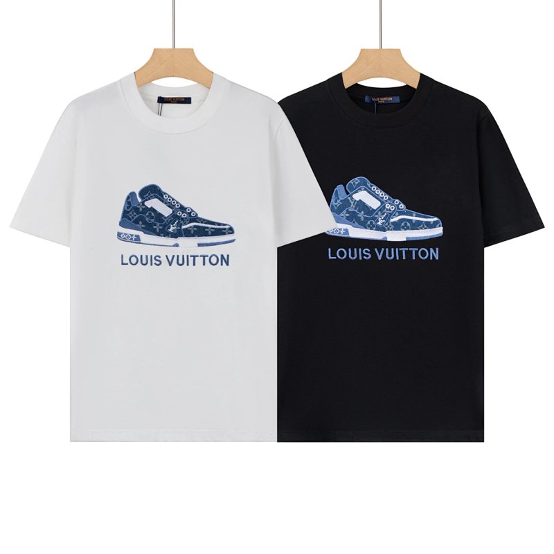 Tee from Nirou