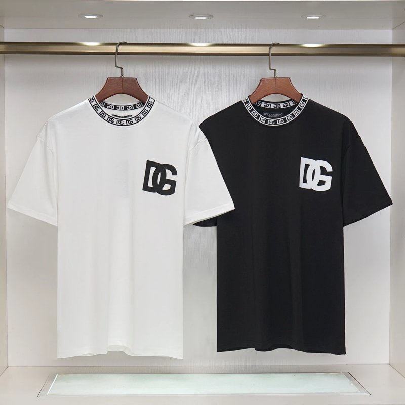 Tee from Nirou