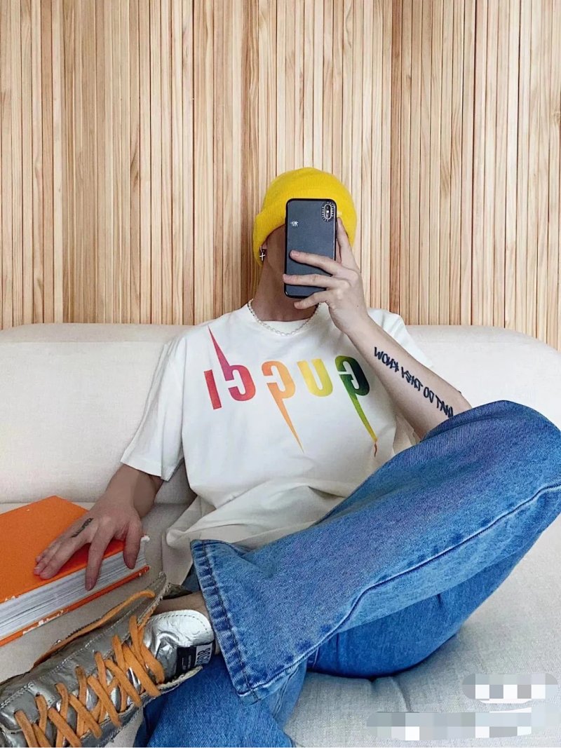 Tee from Nirou