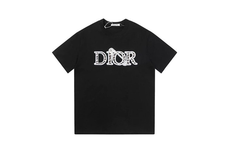 Tee from Nirou