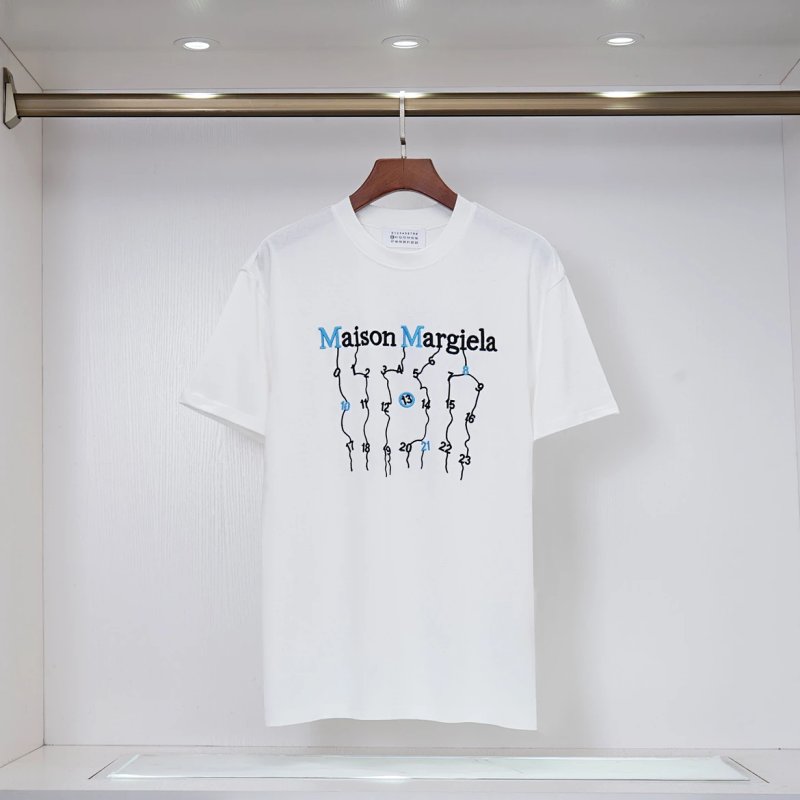 Tee from Nirou