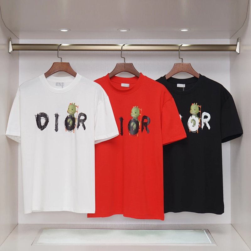Tee from Nirou