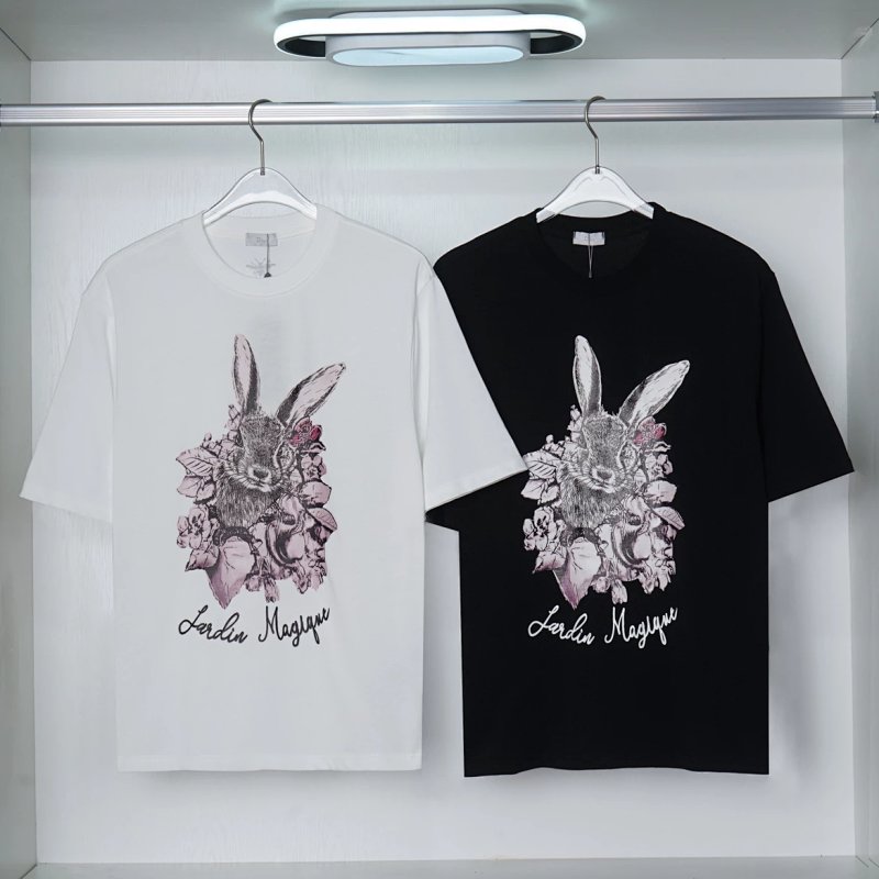Tee from Nirou