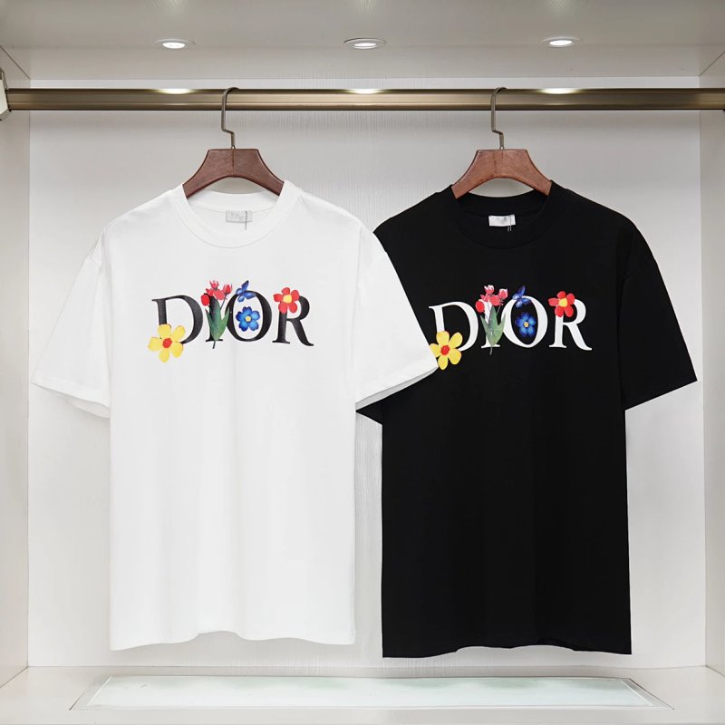 Tee from Nirou