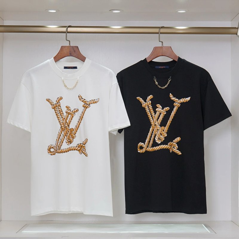 Tee from Nirou