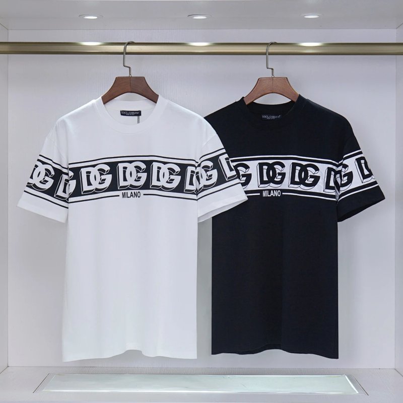 Tee from Nirou