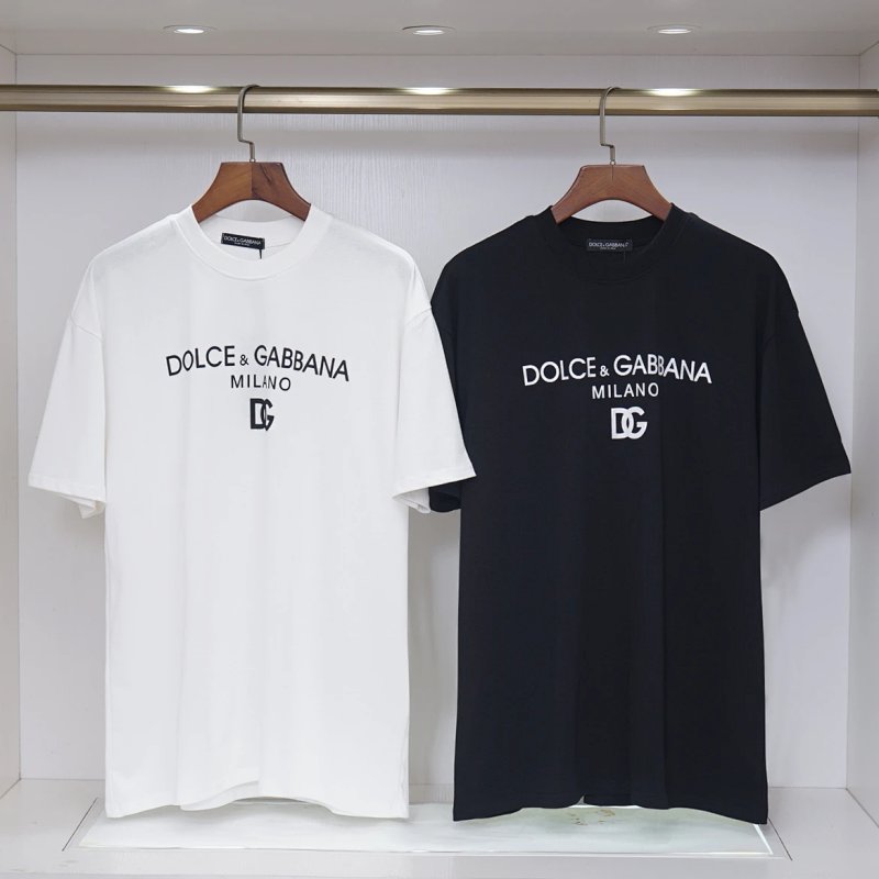 Tee from Nirou