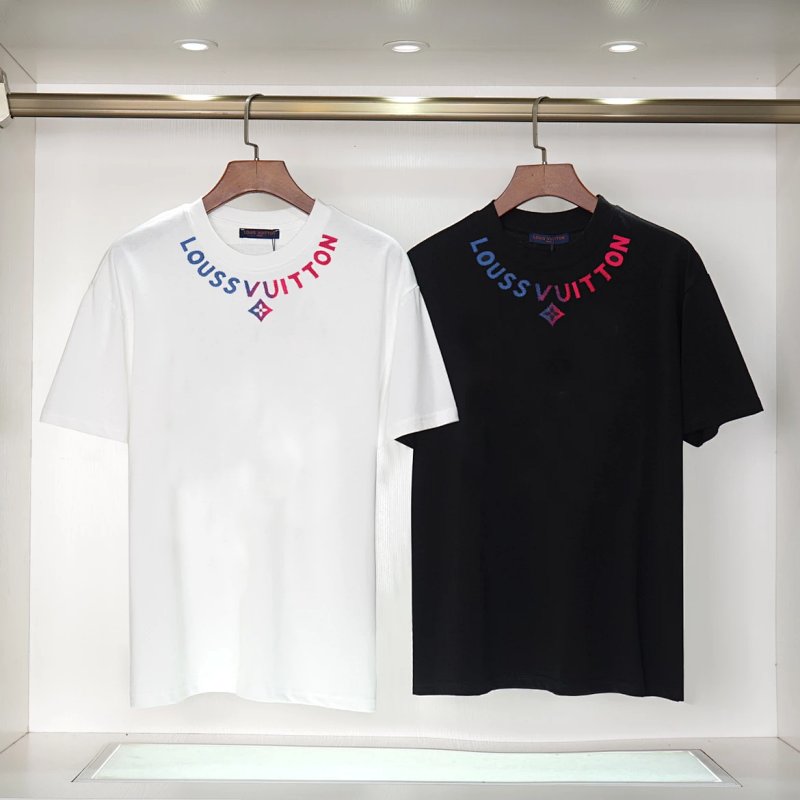 Tee from Nirou