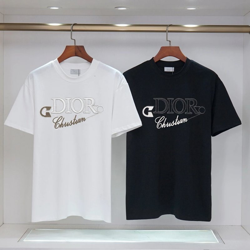 Tee from Nirou