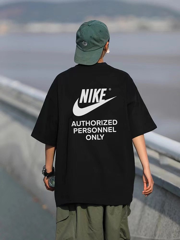 Nike tee