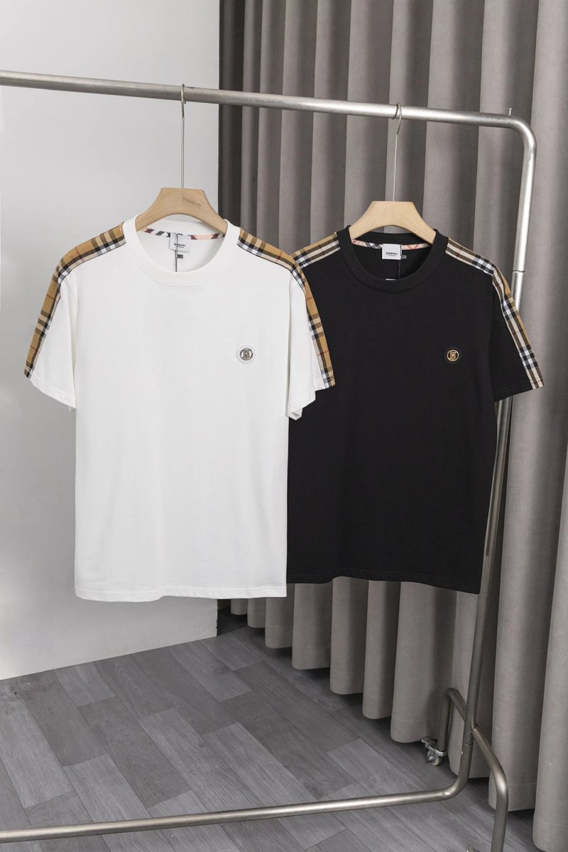 Burberry T Logo T