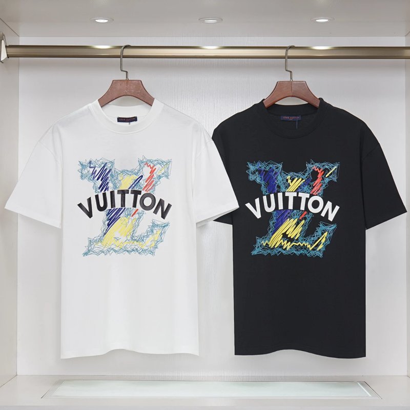 Tee from Nirou