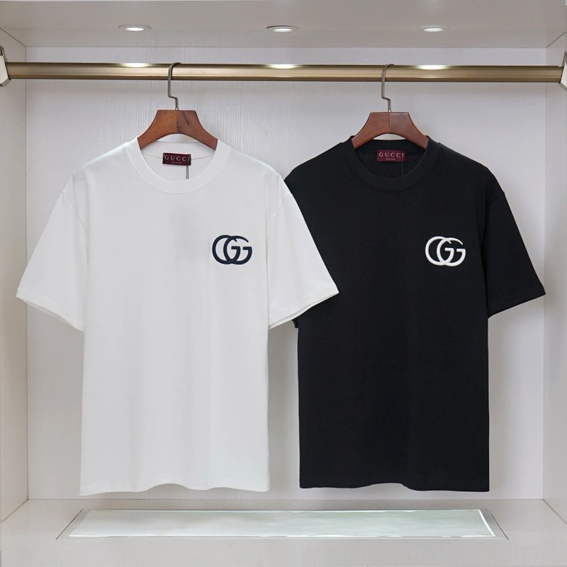 Tee from Nirou