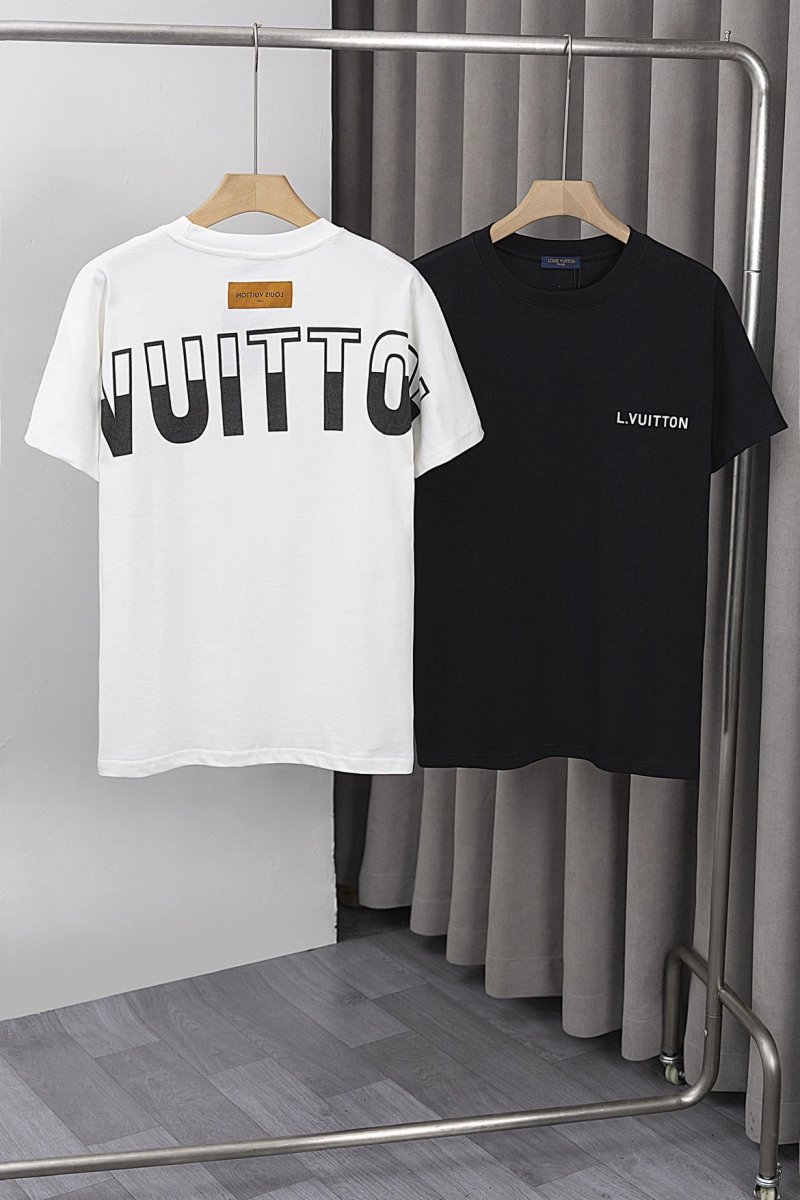 Tee from Nirou