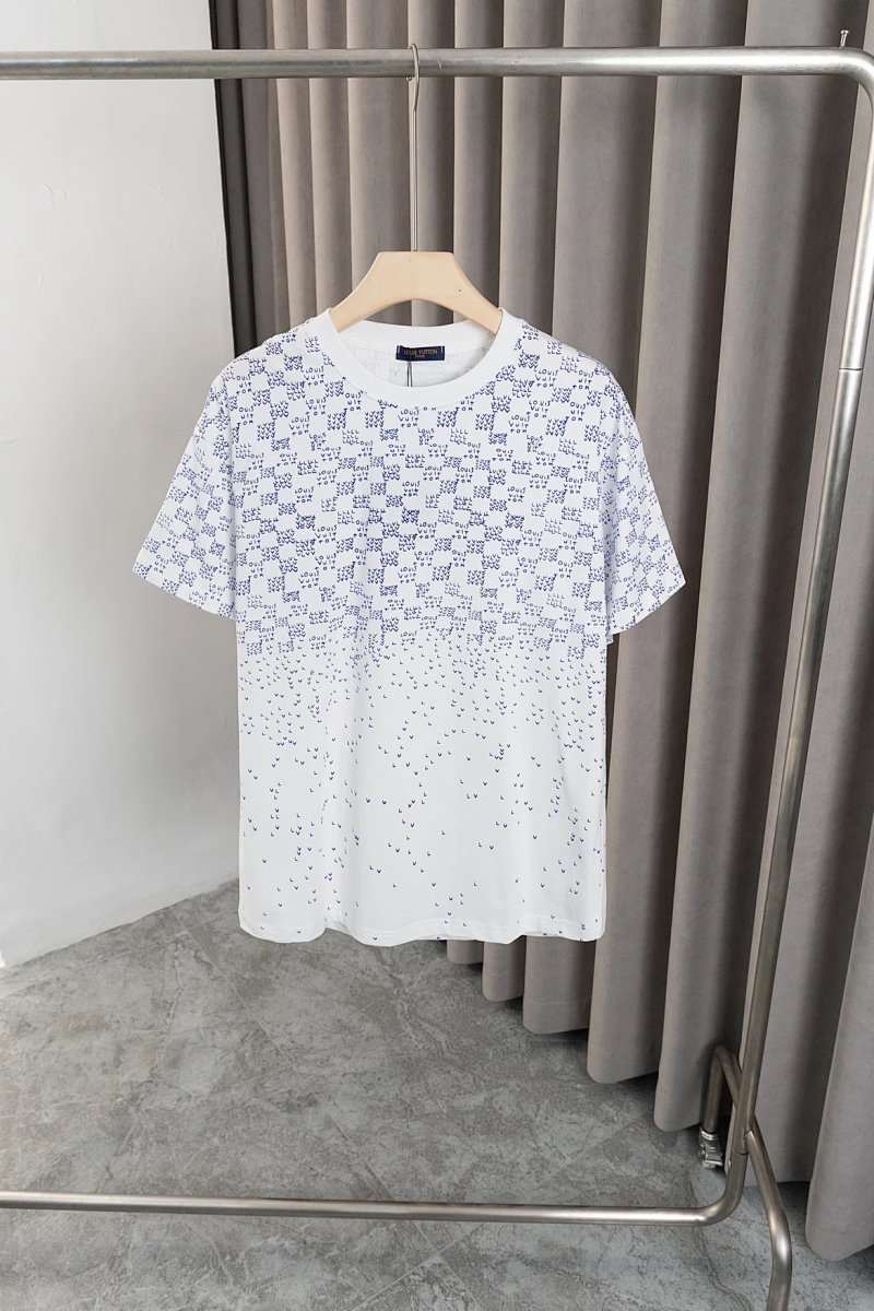 Tee from Nirou