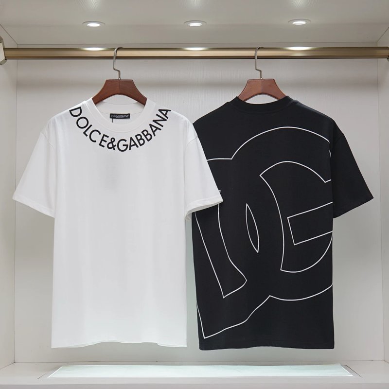 Tee from Nirou